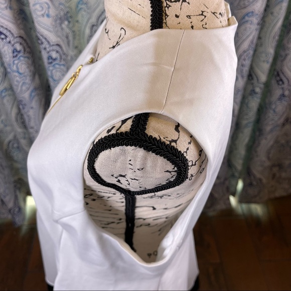 Donna Karan New York White Sleeveless Dress with Black Trim - Picture 3 of 6